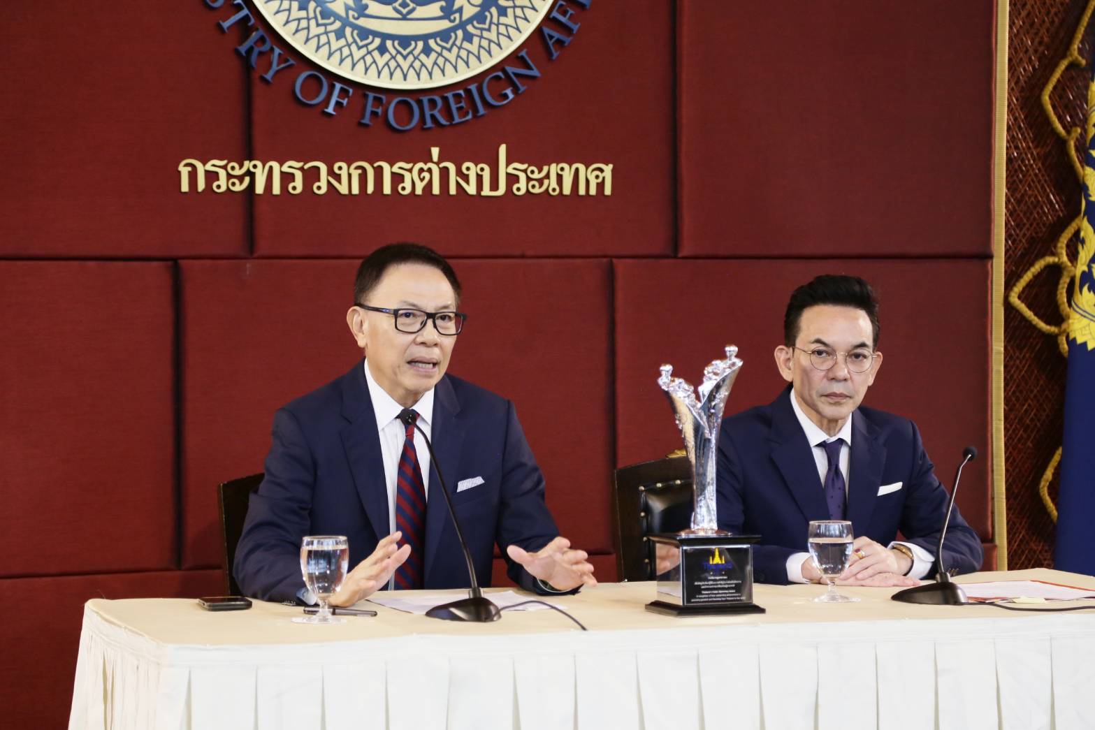 "มูลนิธิไทย" ส่งเสริมนิยมไทย เตรียมมอบรางวัล "ทูตสาธารณะ" ปี 67 เชิดชูเกียรติ