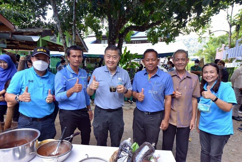 เลขาฯ สปก. ชื่นชมวิสาหกิจชุมชนกาแฟบ้านโตนปาหนัน สร้างชุมชนท่องเที่ยวเชิงอนุรักษ์