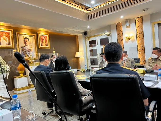 "อนุชา" ลุยล้างบางขายสลากออนไลน์ พบขายแพง 6.5 ล้านใบ ฟันยกเลิกโควตาตัวแทน เร่งหาคนขาย 80 บาทตัวจริง