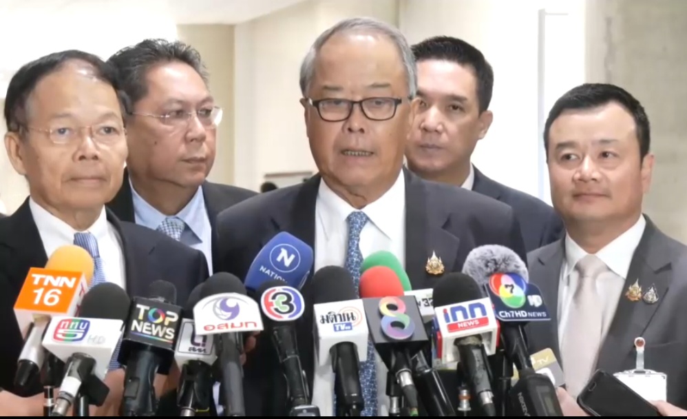 มติ "เพื่อไทย” โหวตเห็นชอบ "รายงานนิรโทษฯ"  ส่วน "พรรคร่วมฯ" ให้เป็นเอกสิทธิ์ 
