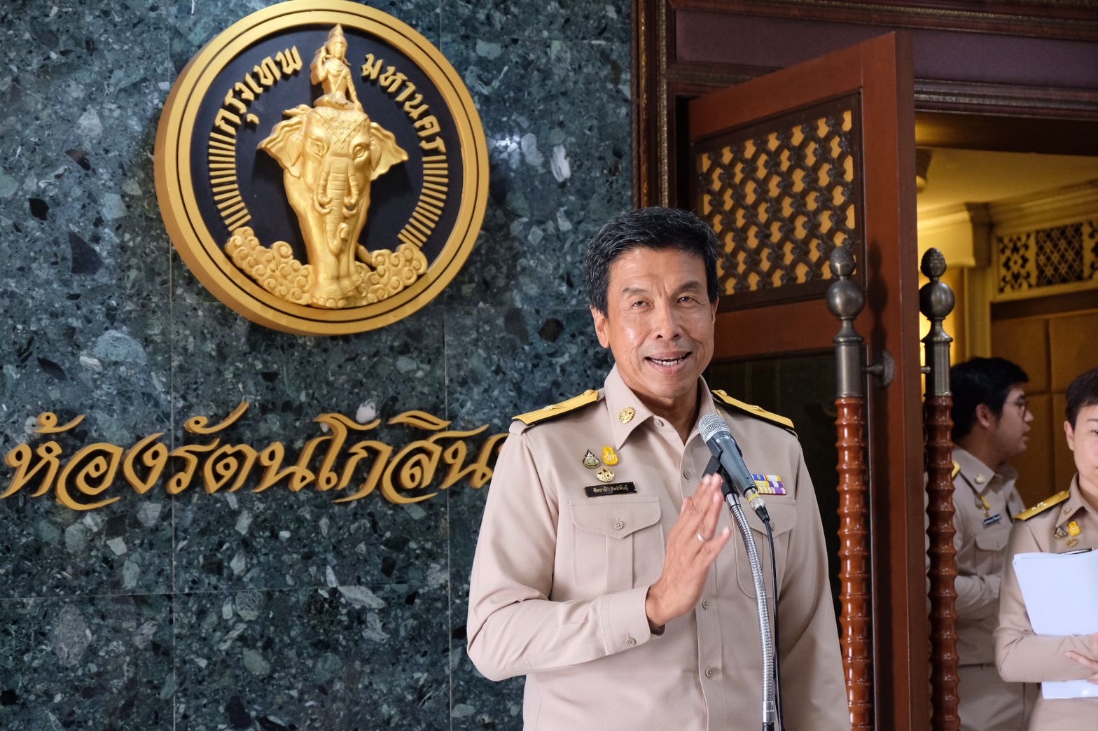 “ชัชชาติ” สั่งสงกรานต์ ห้าม 3 ป.ฝ่าฝืนจัดการเด็ดขาด