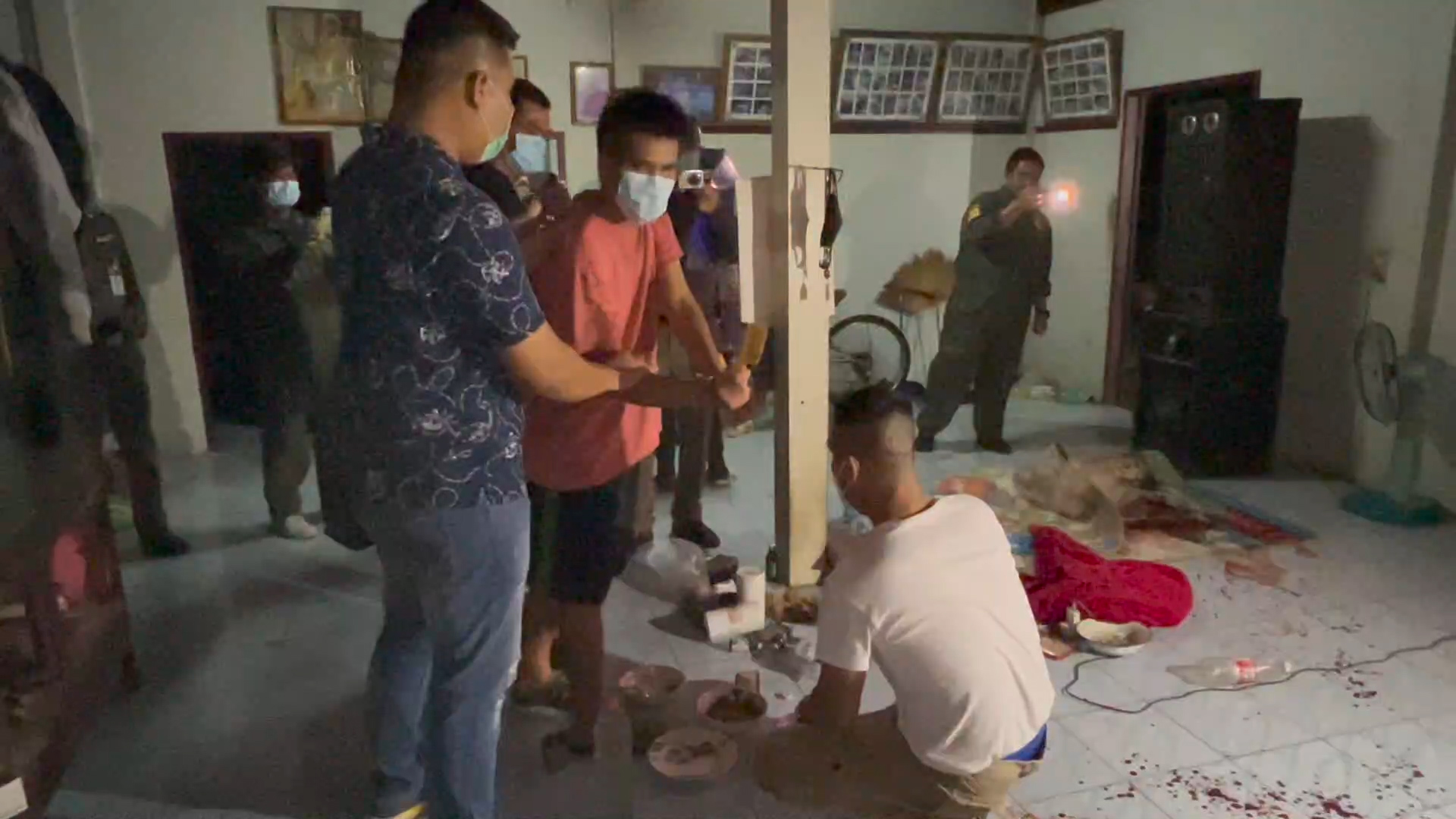 "ลูกทรพี" ฟันพ่อดับคาที่​ พบเหตุแค่ห้ามดื่มน้ำอัดลม