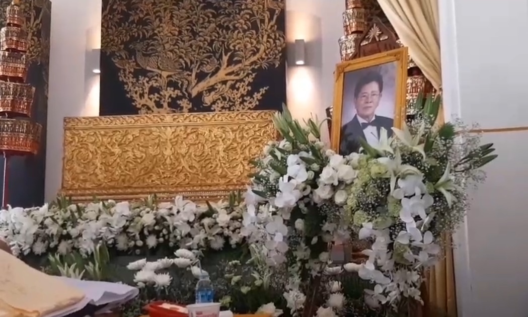 "บิณฑ์" เปิดเพลงให้ "ครูชาลี" ฟังตลอดทางที่เคลื่อนย้ายร่าง ไปบำเพ็ญกุศลที่วัดธาตุทอง