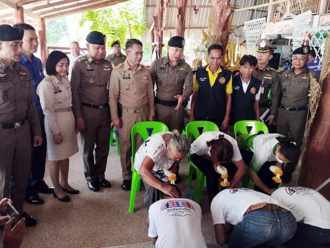 ผช.ผบ.ตร.ตรวจเยี่ยม สภ.ทรายมูล ดำเนินงานชุมชนยั่งยืน แก้ปัญหายาเสพติด