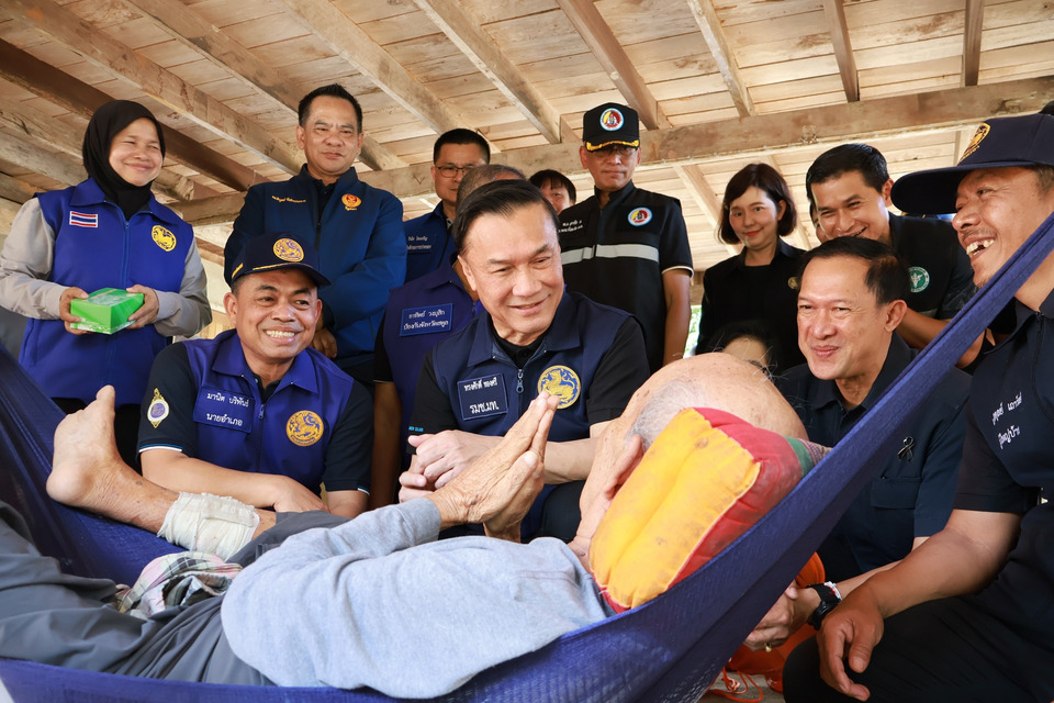 มท.2 ลงพื้นที่สตูล เร่งช่วย–ฟื้นฟูผู้ประสบอุทกภัย ย้ำรัฐบาลไม่ทอดทิ้งประชาชน เดินหน้ามาตรการบรรเทาทุกข์ด่วน