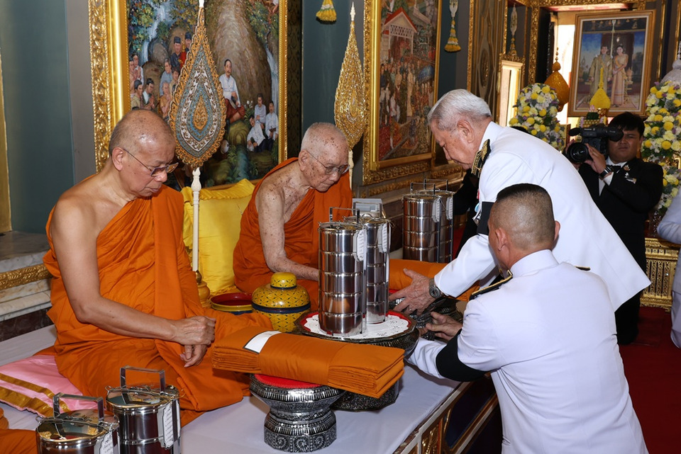 "ในหลวง" โปรดเกล้าฯ ผู้แทนพระองค์ บำเพ็ญพระราชกุศล เนื่องในวันคล้ายวันประสูติ "เจ้าฟ้าทีปังกรรัศมีโชติ"