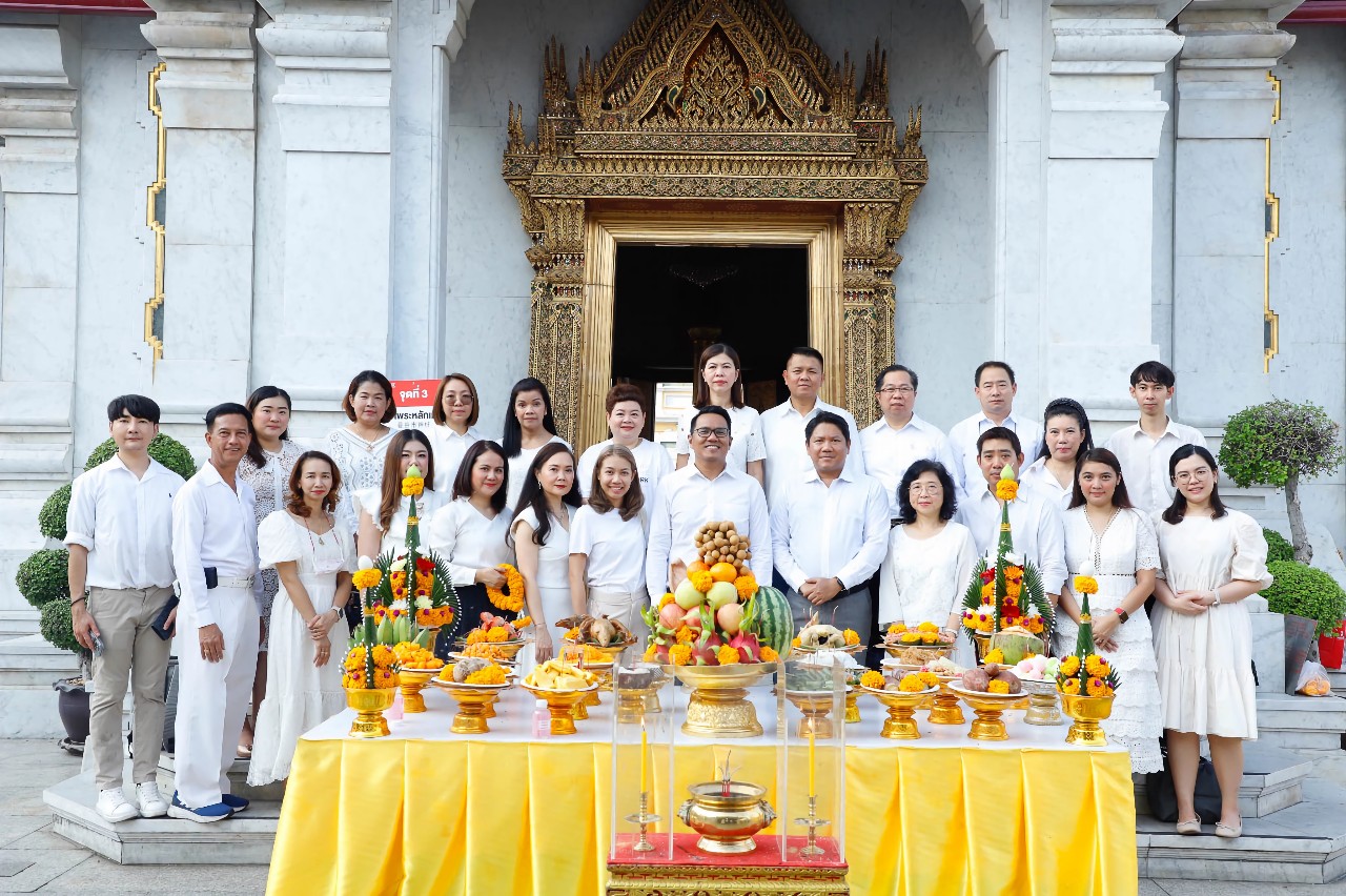 ฟิลลิปประกันชีวิต รวมพลสักการะหลักเมืองกรุงเทพฯ ในโอกาสครบรอบเข้าสู่ปีที่ 11