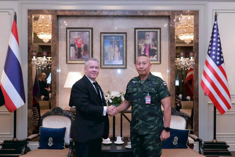 ทบ. ต้อนรับผู้ช่วย รมว.ต่างประเทศสหรัฐฯ ถกความร่วมมือทหาร–ความมั่นคง ไทย–สหรัฐฯ จับตาสถานการณ์ชายแดนไทย–กัมพูชา