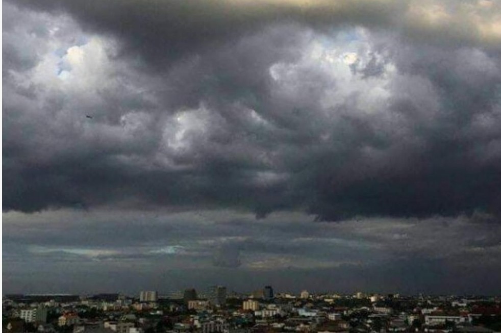 อุตุฯออกประกาศเตือนฉบับ​ 5 เช็คเลย! มีจังหวัดไหนบ้าง​ เสี่ยงพายุฝนฟ้าคะนอง ลมกระโชกแรง และลูกเห็บตก