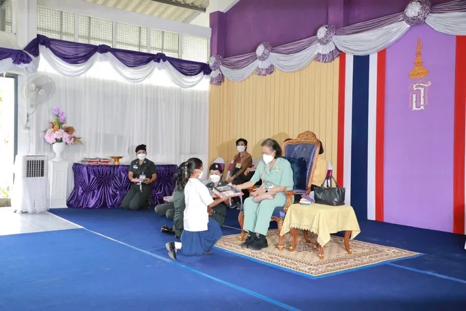 “กรมสมเด็จพระเทพฯ” เสด็จพระราชดำเนินไปทรงปฏิบัติพระราชกรณียกิจในพื้นที่ จ.สุรินทร์-จ.ศรีสะเกษ