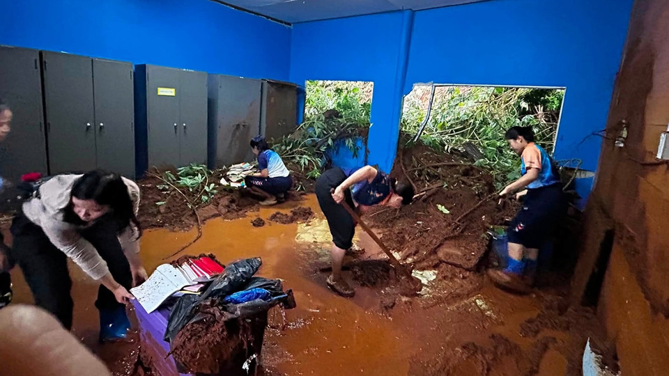 ดินโคลนถล่มโรงเรียนบ้านแม่จ๊าง แม่ฮ่องสอน อาคาร-พัสดุเสียหายหนัก นักเรียนปลอดภัย