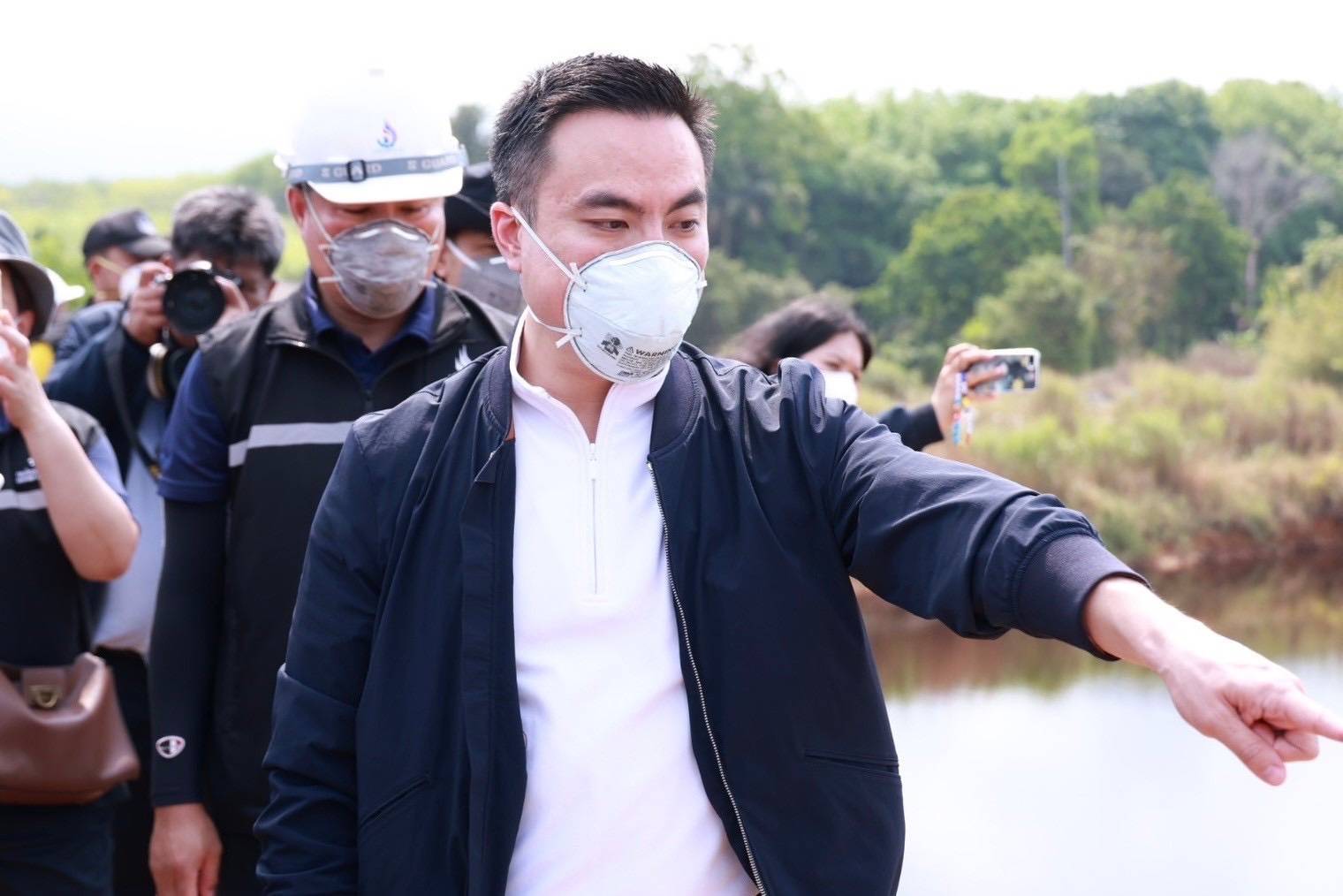 "เอกนัฏ" ทลายเครือข่ายลอบบรรจุ-ขายสารเคมีอันตราย ผงะซุกบ้านเช่ากลางชุมชน สั่งแกะรอยฟันทั้งขบวนการเด็ดขาด