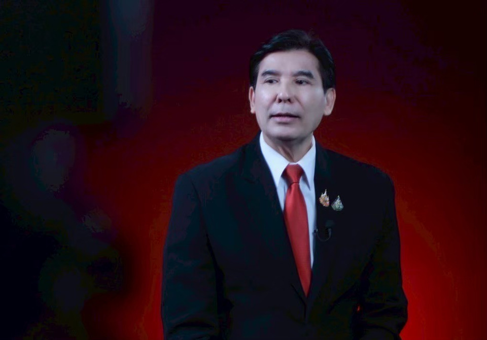 "พร้อมพงศ์" สวน "สมชาย" สิทธิเยี่ยมญาติเป็นสิทธิผู้ต้องขังทุกคน ย้ำครอบครัวทักษิณทำตามระเบียบ