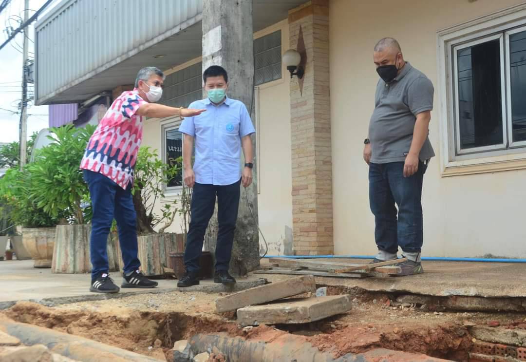 ส.ส.ภานุ ศรีบุศยกาญจน์ ลงพื้นที่ติดตามความคืบหน้าการก่อสร้างท่อระบายน้ำเพื่อแก้ไขปัญหาอุทกภัยน้ำท่วมถนนสาย401สุราษฎร์-พุนพิน