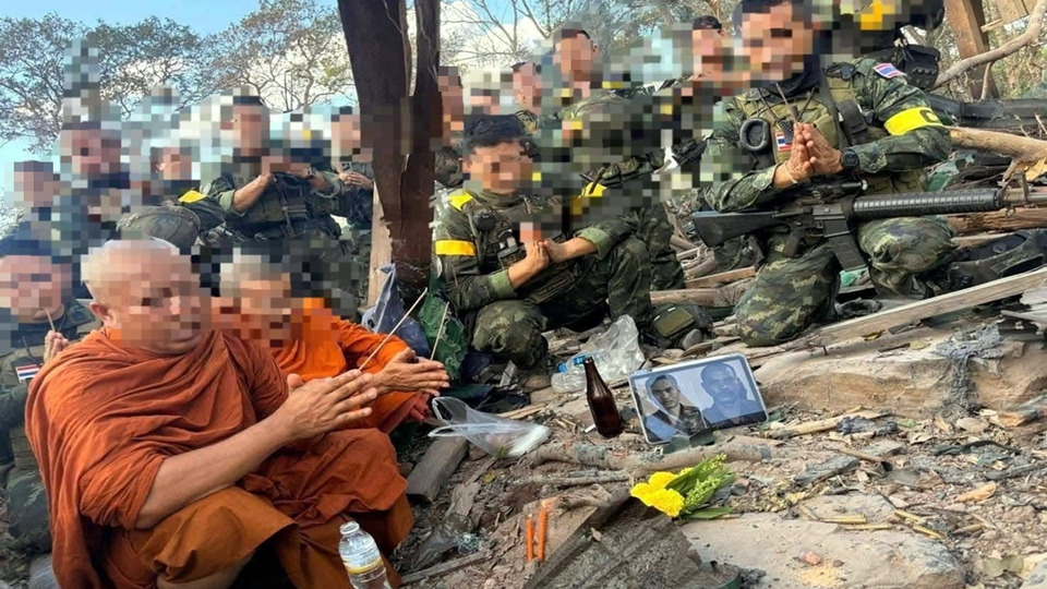 อัญเชิญดวงวิญญาณ 2 ทหารกล้า สมรภูมิเนิน 350 กลับสู่มาตุภูมิ จารึกวีรกรรมผู้พลีชีพ