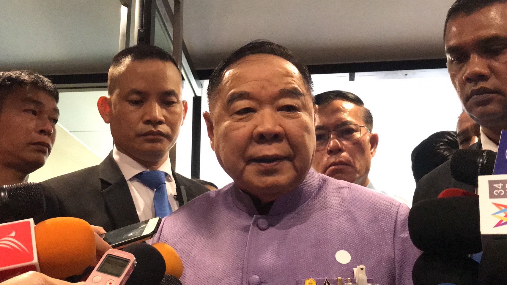 “บิ๊กป้อม” เผย ไม่มีกฎหมายควบคุม หลังผีน้อยเกาหลีแห่กลับไทย