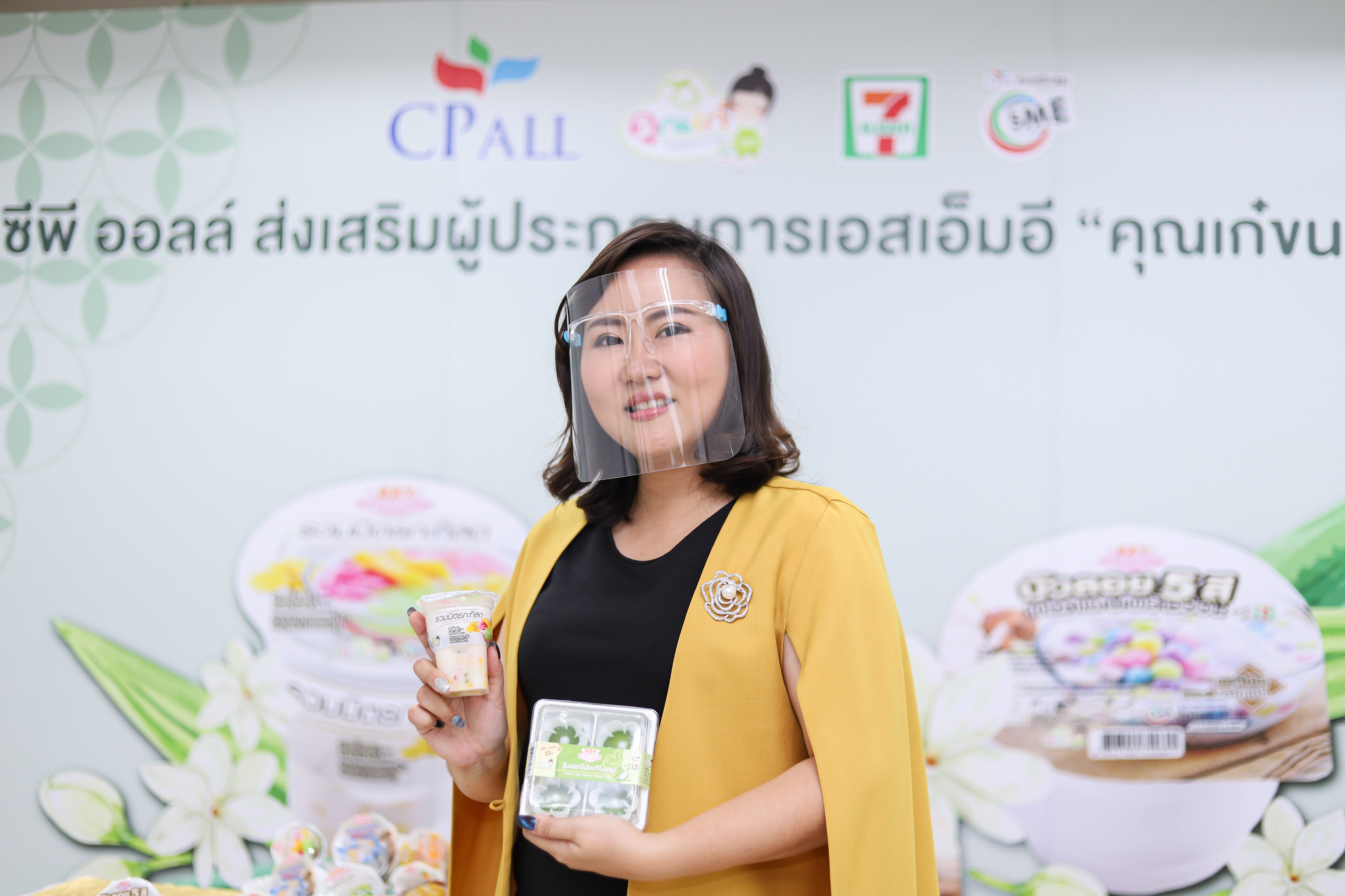 "คุณเก๋ขนมหวาน" เผยสูตรความสำเร็จธุรกิจ จากตู้วุ้นหน้าบ้านสู่ร้านเซเว่นฯ ดันยอดขายพุ่งหลักร้อยล้าน!  