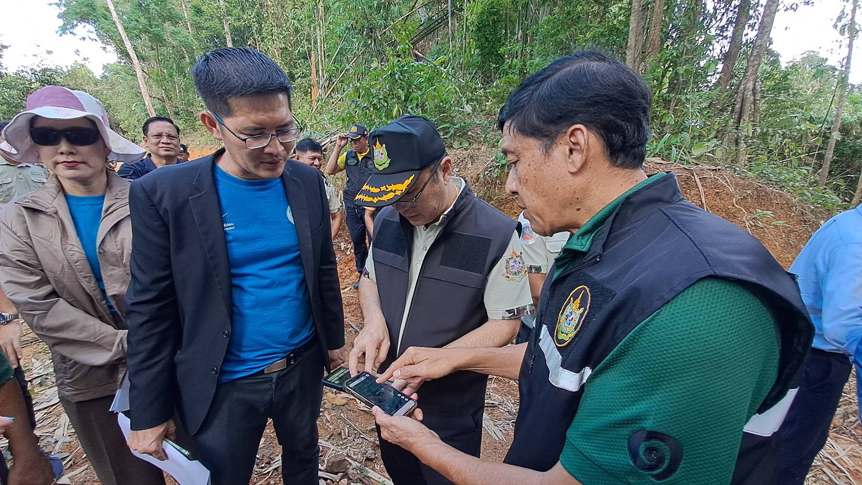"เฉลิมชัย" มอบ “เต้ มงคลกิตติ์” ลงพื้นที่พังงา รับข้อร้องเรียน กรณีชาวบ้าน พิพาทกับเหมืองหิน