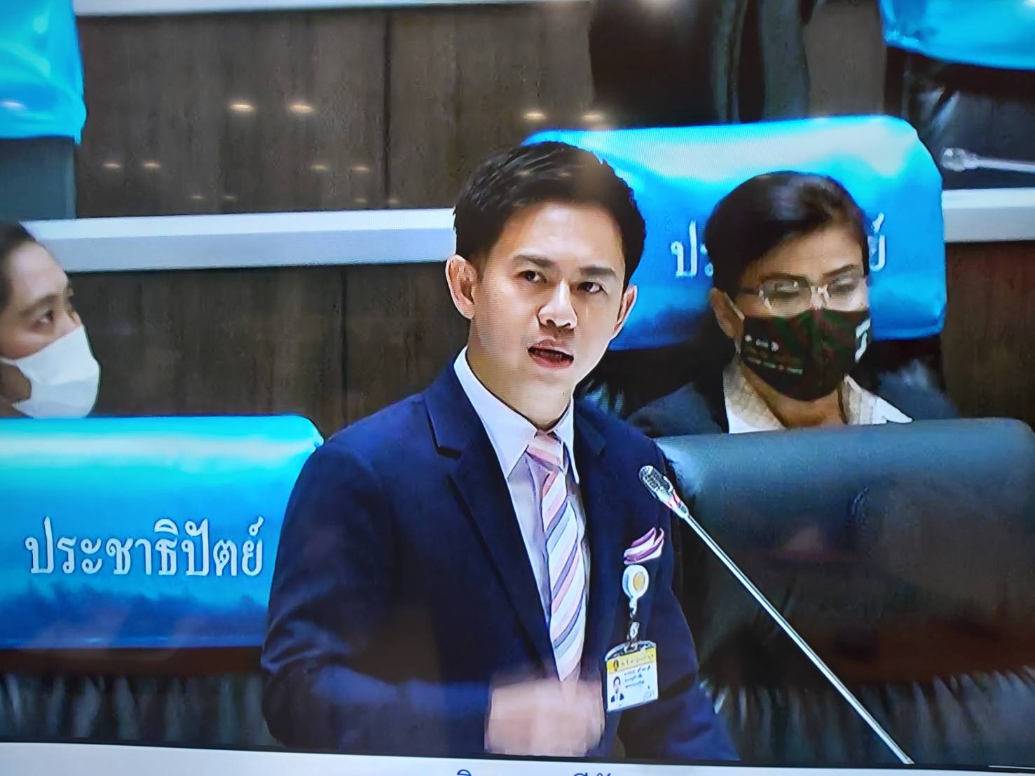 "อิสระ"ชี้ความล้มเหลวระบบการศึกษาบ่อเกิดความรุนแรงในรั้วโรงเรียน ชงขึ้นบัญชีดำครูทำร้ายเด็ก 