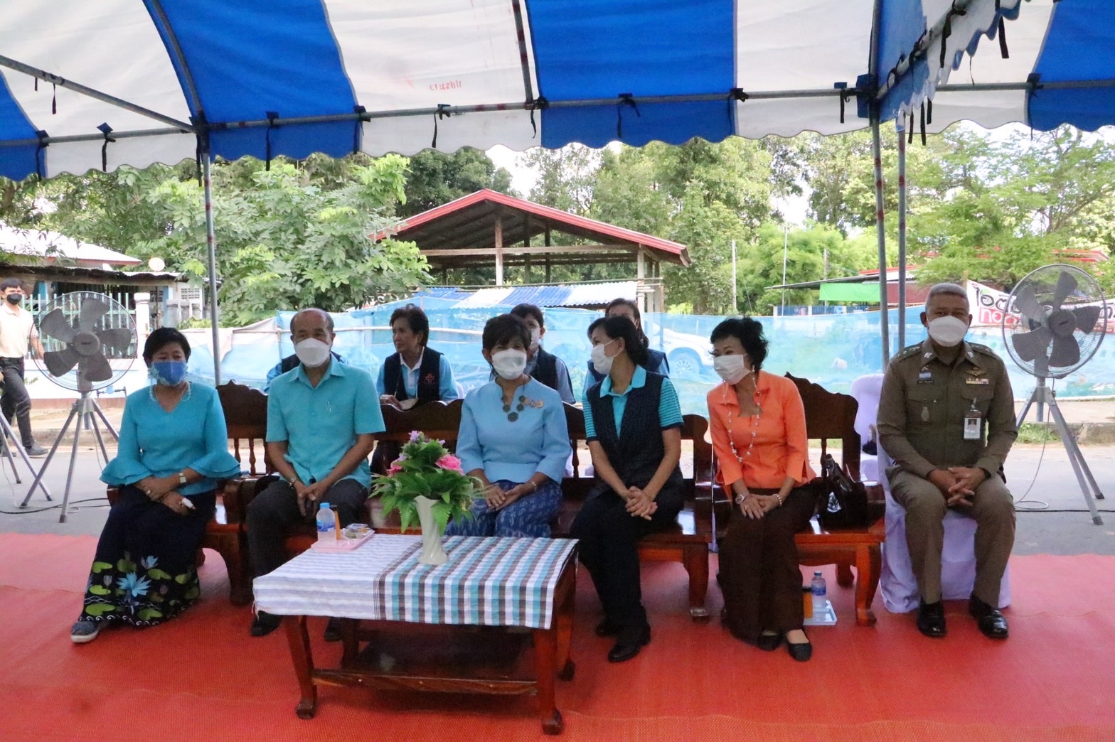 รองผู้ว่าฯศรีสะเกษมอบบ้านผู้ด้อยโอกาสและผู้ยากไร้ ในโครงการ "เฮือนดีๆ ศรีสะเกษ ไม่ทิ้งกัน" 