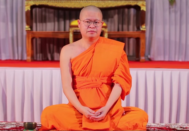 ธรรมะจากพระเมธีวชิโรดม 'เสพดอกไม้เข้าไป ก็จะคายดอกไม้ออกมา เสพขยะเข้าไป ก็จะคายขยะออกมา' 