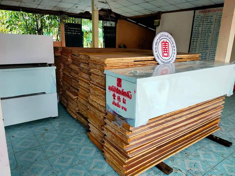 มูลนิธิป่อเต็กตึ๊ง มอบโลงศพบริจาคแก่วัดที่ขาดแคลนภาคอีสาน-ภาคใต้ รวม 5 จังหวัด