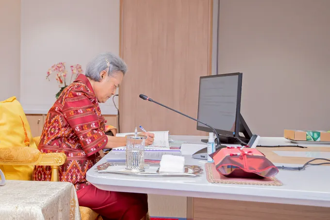 กรมสมเด็จพระเทพฯ ทรงเป็นประธานการประชุมสภาสถาบันการพยาบาลศรีสวรินทิรา สภากาชาดไทย ครั้งที่ 59