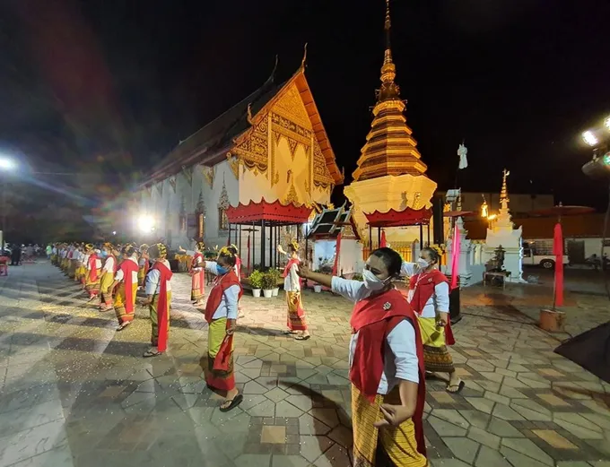 ชวนเที่ยวถิ่นลอง  ไหว้พระธาตุห้วยอ้อ ยลวิถีชุมชน งดงามประเพณี จ.แพร่