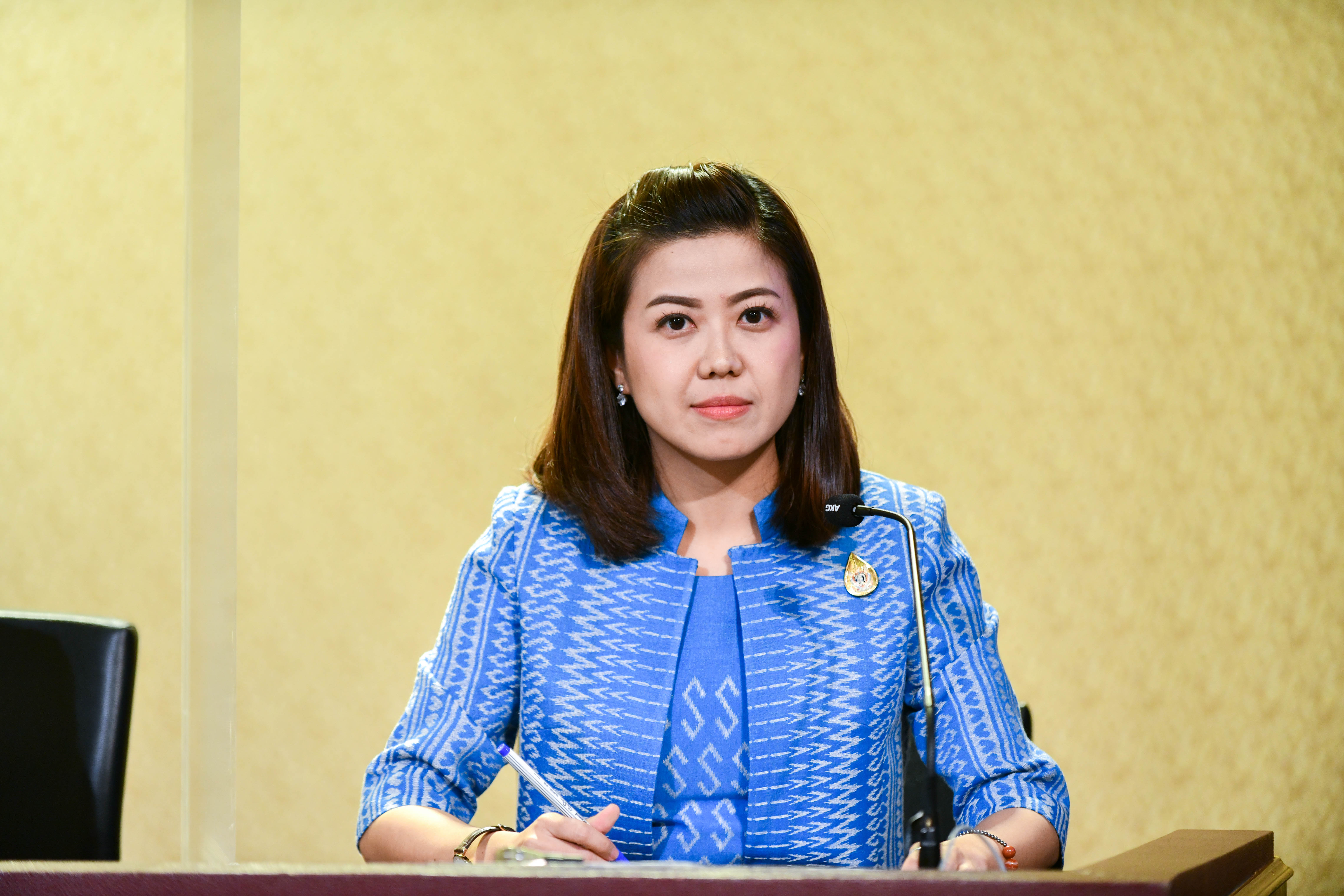 "รัฐบาล" ชื่นชม "ทัพนักกีฬาไทย" กวาด 10 เหรียญทองจากการแข่งขันเรือยาวมังกรชิงแชมป์โลก