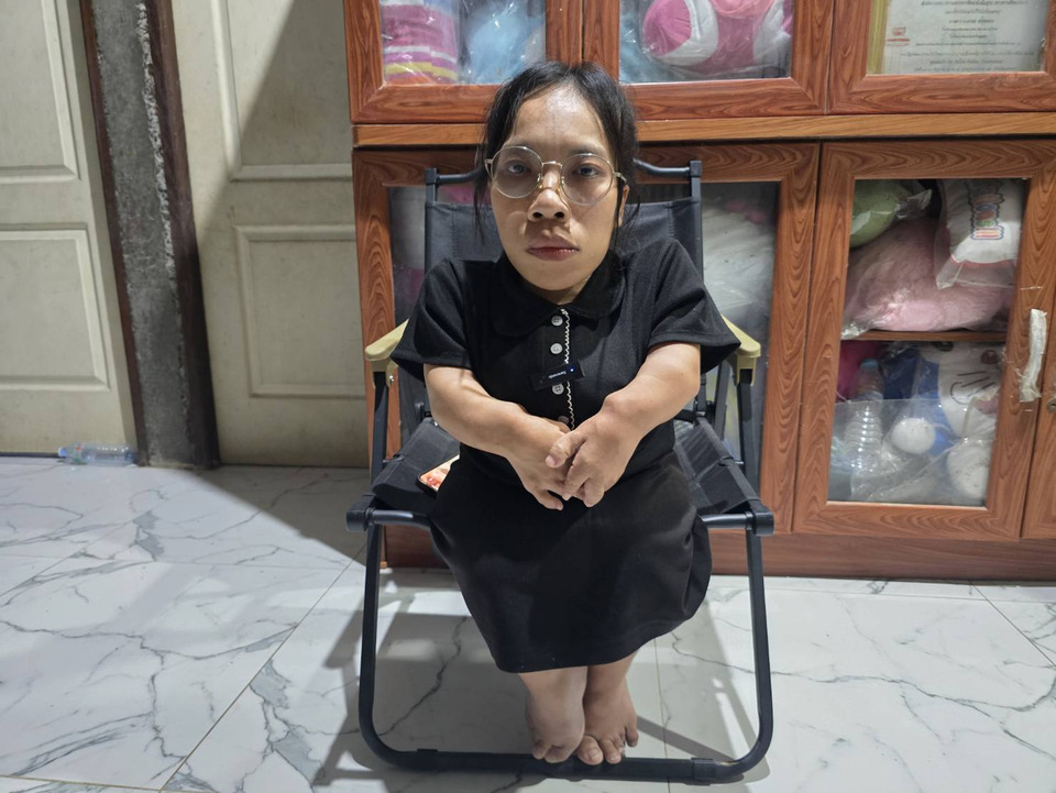 น้องหมิวร่างจิ๋ว สำนึกในพระมหากรุณาธิคุณแม่หลวงของแผ่นดิน ผู้ประทานโอกาสพลิกชีวิตจนจบเกียรตินิยม
