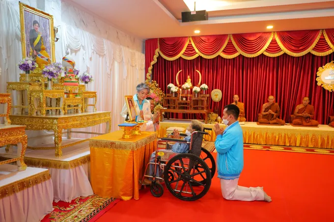 ซาบซึ้งพระมหากรุณาธิคุณ! ร้อยเอ็ดจัดงานใหญ่เทิดพระเกียรติ 'พระบรมราชชนนีพันปีหลวง' เนื่องในวันแม่แห่งชาติ 2569