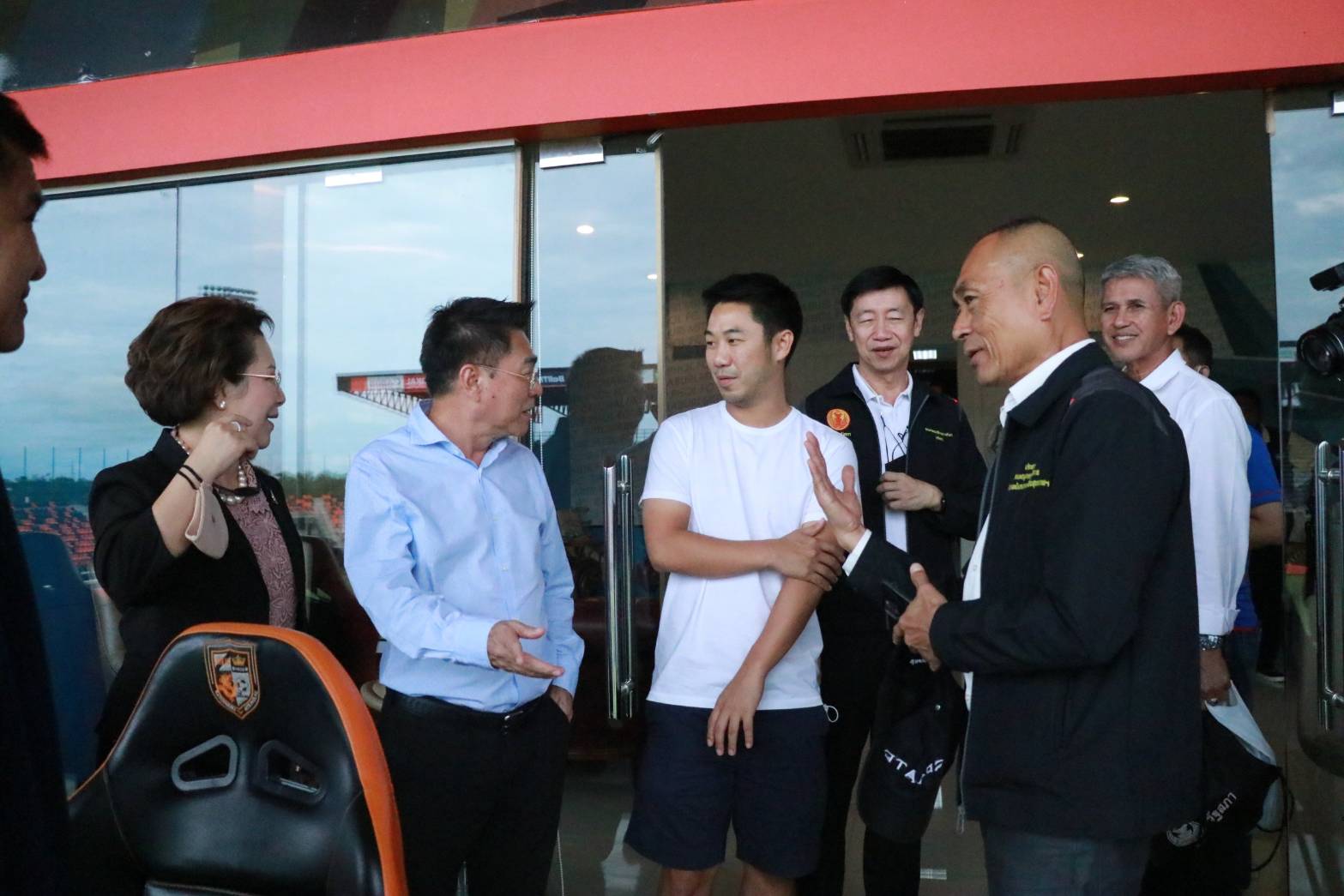 คณะกรรมาธิการการกีฬาวุฒิสภาลงพื้นที่ราชบุรี แลกเปลี่ยนข้อคิดเห็นเกี่ยวกับกีฬา นันทนาการ 