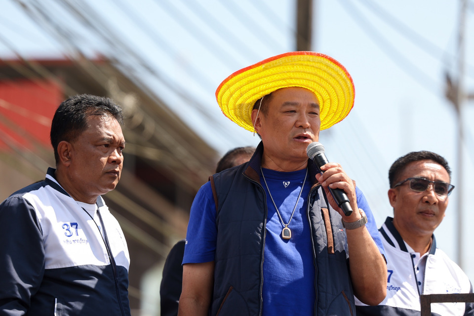 "อนุทิน" นำทัพภูมิใจไทยลุยหาเสียงชุมพร มั่นใจกระแสตอบรับดีเกินคาด ประกาศ "คนละครึ่งพลัส" พร้อมชูยุทธศาสตร์ "พูดแล้วทำ"