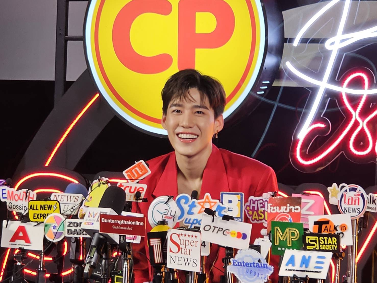 "พีพี-กฤษฏ์" อัพเดทคดีฟ้องหมิ่นฯเกรียนคีย์บอร์ด ลั่นเสียความรู้สึกด่าลามถึงพ่อแม่