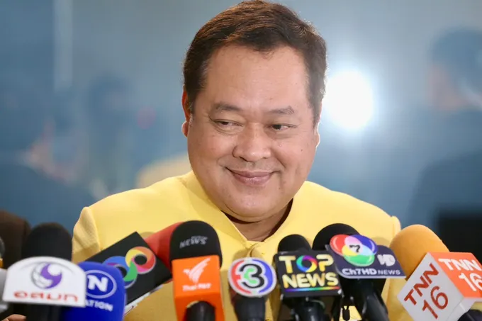 “ทวี​” ระบุ “ทักษิณ” พ้นโทษ​ส.ค. เป็นไปตามขั้นตอนปกติ​ โยนคกก.กำหนดเงื่อนไข​หรือไม่ 