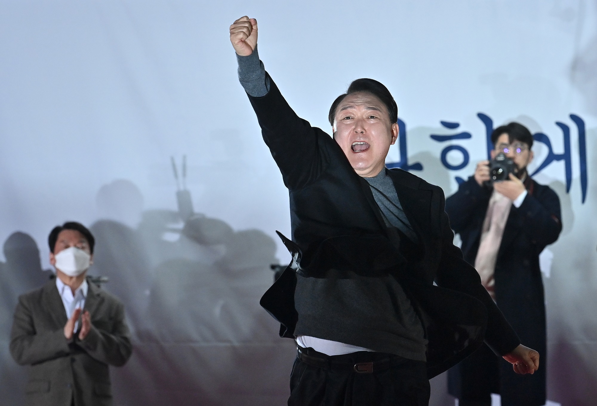 "ยุน ซุก-ยอล"จากพรรคฝ่ายค้าน คว้าเก้าอี้"ปธน.เกาหลีใต้"คนใหม่ 