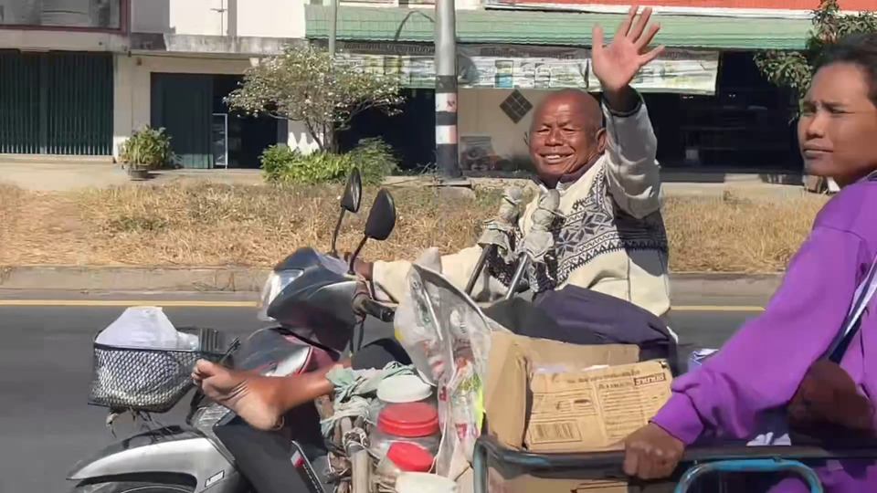 สุรินทร์อนุญาตให้ประชาชนผู้อพยพกลับบ้าน หลังลงนามหยุดยิง 72 ชม.
