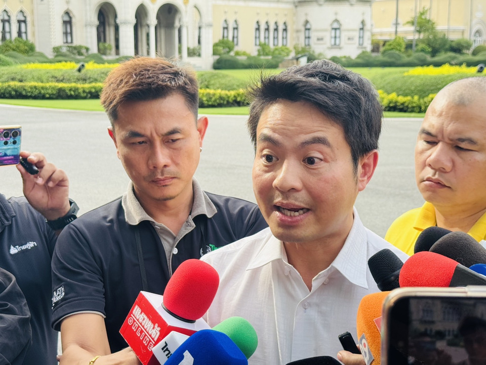 “ภราดร” ยันรัฐเดินหน้ากู้เงินได้ ศาลไม่ได้ให้ชะลอหรือหยุด เตรียมชี้แจงภายใน 7 วัน ยันไม่กระทบลงทะเบียน "ไทยช่วยไทย"
