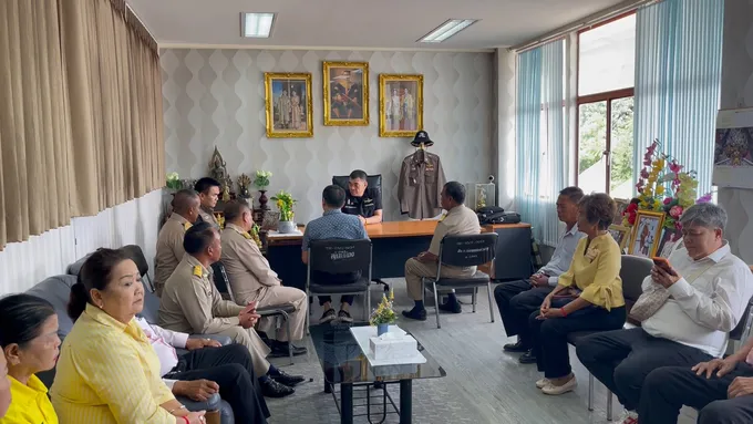 เดือด!!! นายกเทศมนตรีเมืองหนองบัวลำภู บุกโรงพักแจ้งความดำเนินคดี มีผู้โพสโซเชียลโจมตีใส่ร้าย