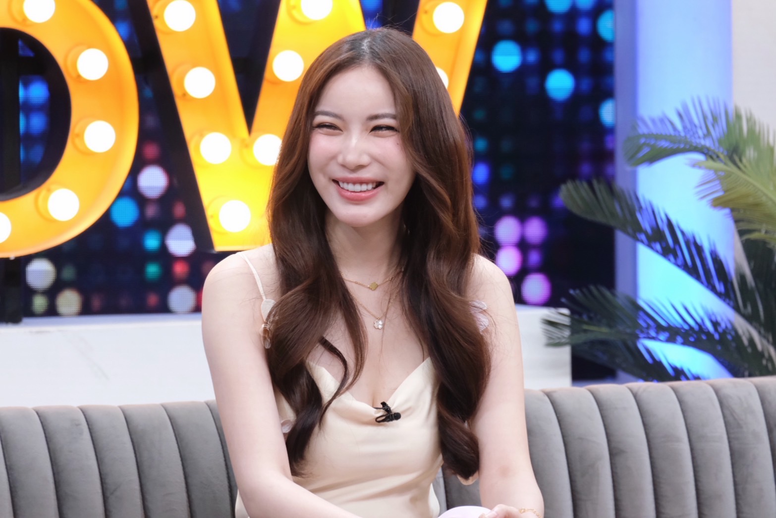 “มุก วรนิษฐ์” เปิดใจที่แรก! หลังหมดสัญญาออกจากวงการหรือไม่ 