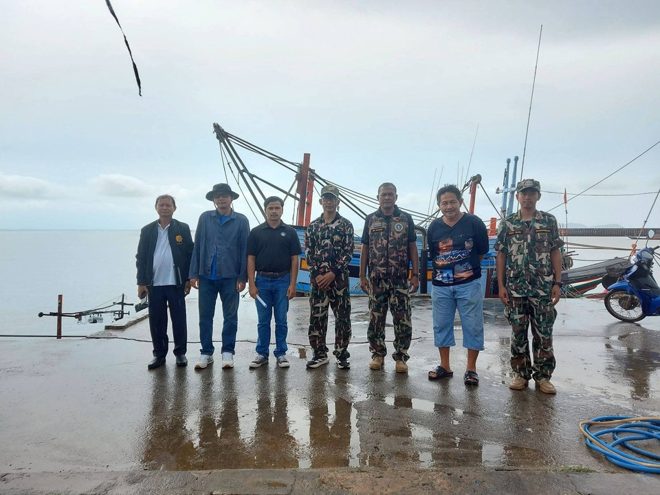 ประมงชุมพรตรวจท่าเทียบเรือบ้านบ่อคา สภาพสมบูรณ์ พร้อมคืนหลักประกันสัญญา