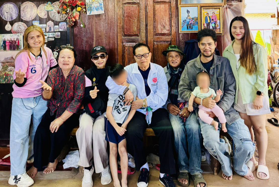 “มหานิยม” เดินหน้าขอคะแนน สกลนครเขต2 ชูดูแลศาสนา-เร่งเอกสารสิทธิ์รอบหนองหาร 
