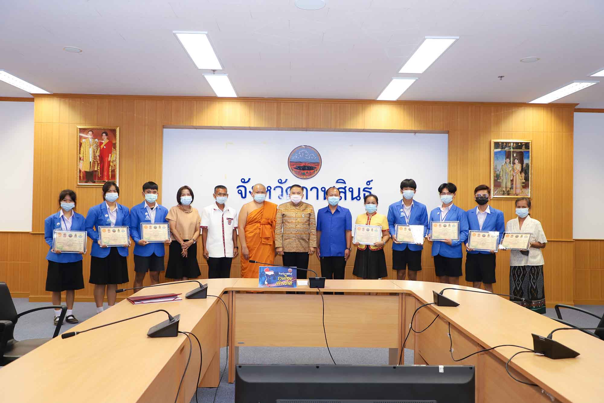 ชื่นชม! นักเรียนจิตอาสาทำประโยชน์ต่อพระพุทธศาสนา