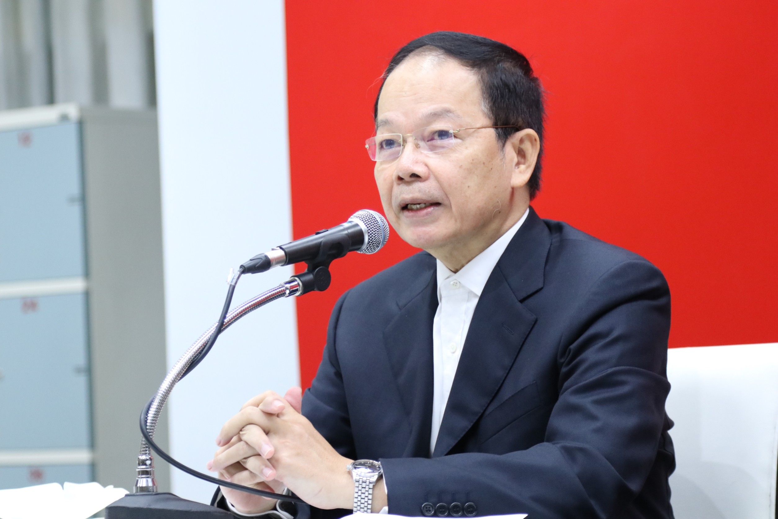 "นพดล" แจงยิบ 4 ข้อโต้ข่าวบิดเบือนใส่ร้าย "เพื่อไทย" เอี่ยวธุรกิจ "ตู้ห่าว-ทุนจีนสีเทา"