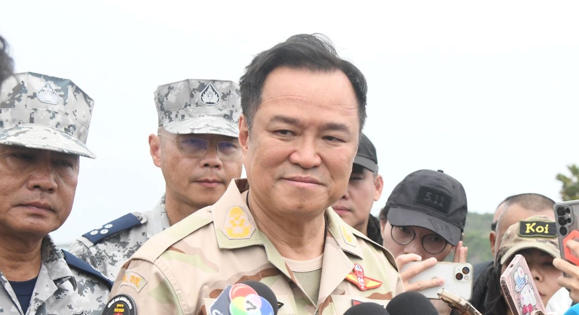 “นายกฯ” ถาม “ใครจะฟ้องเหรอ?” ปมข่าวกัมพูชาจ่อออกหมายจับ ย้ำทำตาม Joint Statement ใครอยู่ตรงไหนให้อยู่ตรงนั้น