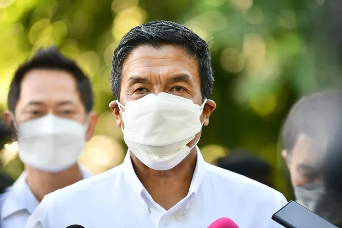"บิ๊กป้อม" สายตรงถึง 'ชัชชาติ' พร้อมส่งกำลังช่วยเหลือ กทม.รับมือน้ำท่วม