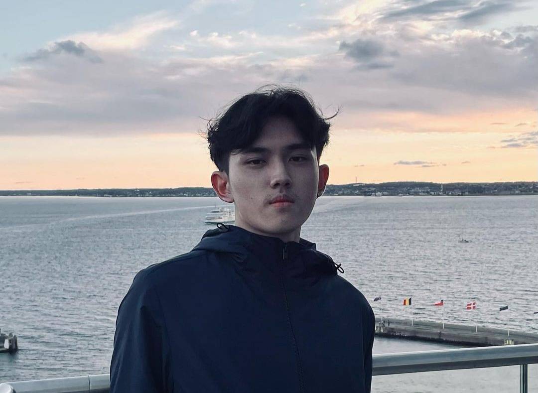 รู้จัก "ฌาน อารีย์กุล" น้องชาย "เฌอปราง BNK 48" ผู้ชื่นชอบศิลปะ และกีฬาโบว์ลิ่ง
