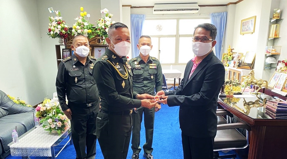 รองผู้ว่าฯยโสธร ต้อนรับคณะหน่วยบัญชาการรักษาดินแดน ตรวจเยี่ยมการคัดเลือกทหารกองเกินระบบออนไลน์
