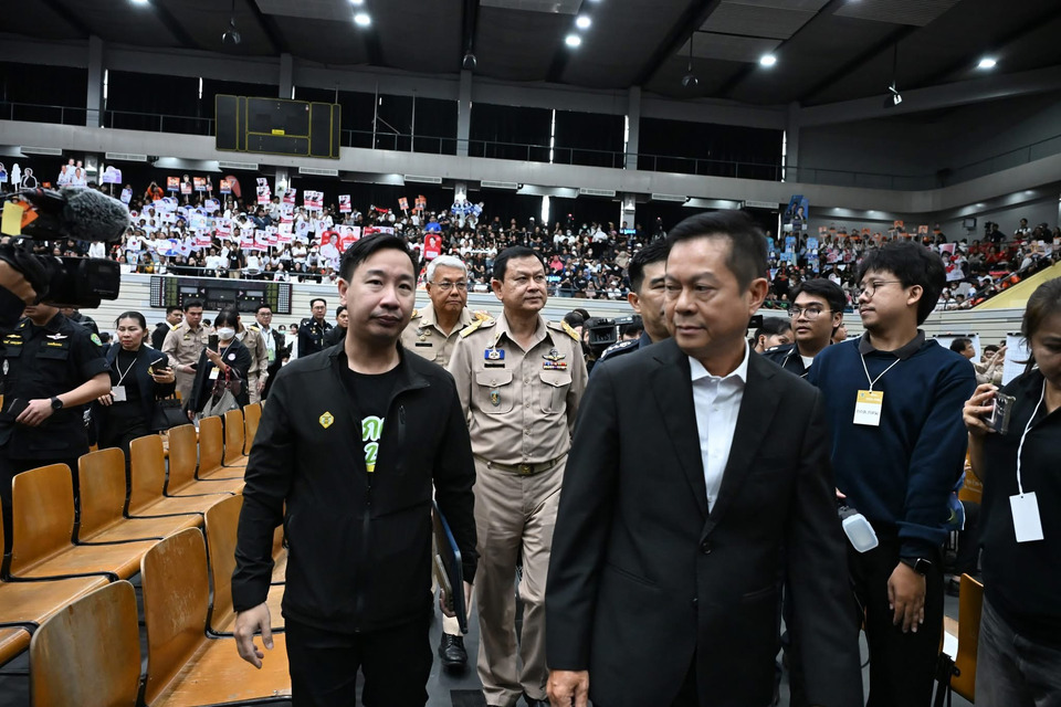 ประธาน กกต. ตรวจความเรียบร้อยรับสมัคร สส.เขตวันแรก เฝ้าระวังซื้อสิทธิ์ขายเสียง ชวนประชาชนลงทะเบียนประชามตินอกเขต 3-5 ม.ค. 69
