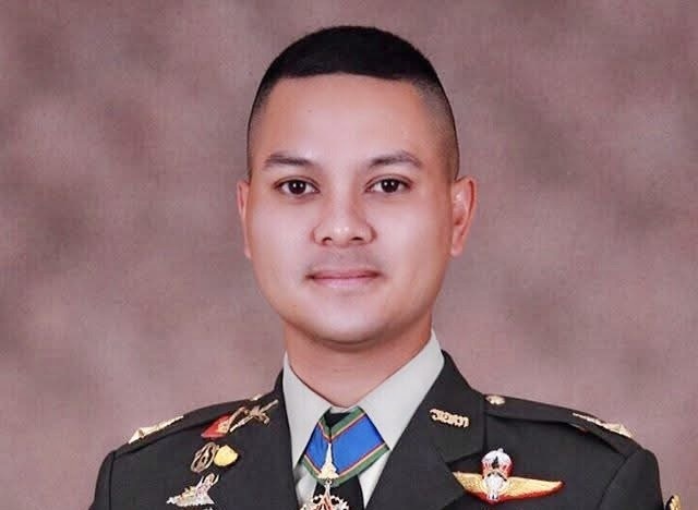 "ในหลวง" พระราชทานเครื่องราชฯแก่ "พันตรีนีติพัทธ์ ทองเล็ก" ลูกชาย "บิ๊กแป๊ะ พล.อ.นิพัทธ์ ทองเล็ก"